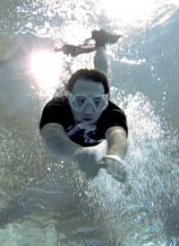 Scuba Diving in Manchester and Cheshire | PADI Instructor | Scuba Diving in 60 seconds